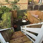 2 Bedroom Luxury Flat In Centre Of Muswell Hill