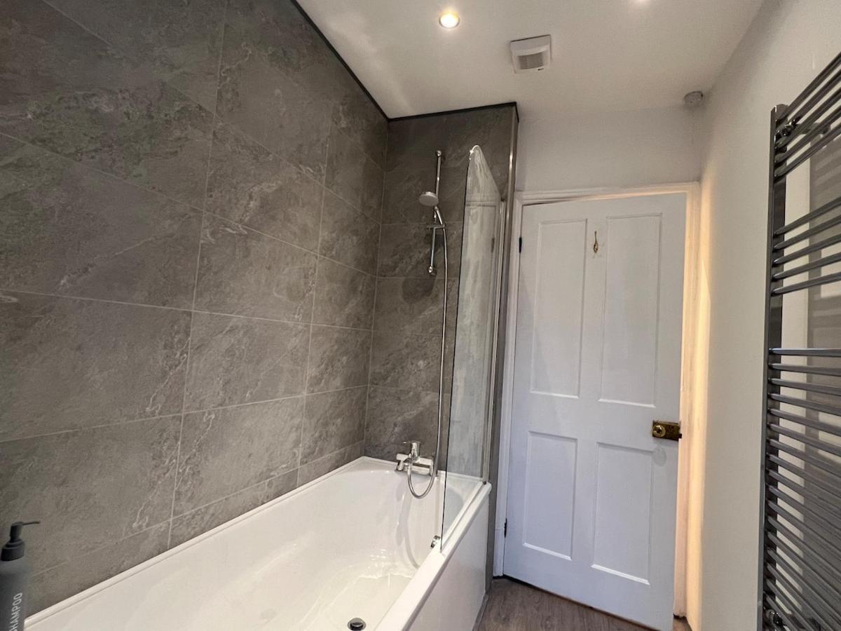 Appartamento 2 Bedroom Luxury Flat In Centre Of Muswell Hill