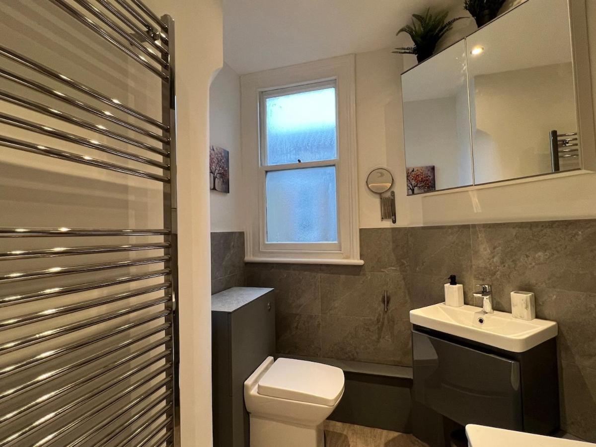 2 Bedroom Luxury Flat In Centre Of Muswell Hill Appartamento
