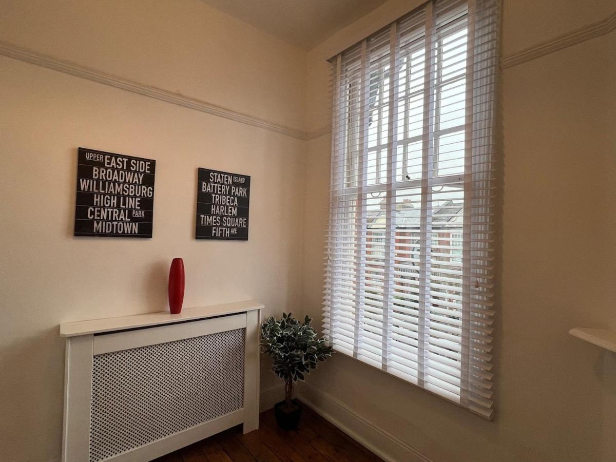 2 Bedroom Luxury Flat In Centre Of Muswell Hill Appartamento *