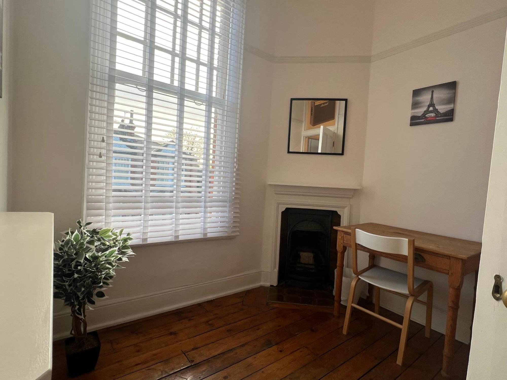 2 Bedroom Luxury Flat In Centre Of Muswell Hill Appartamento *