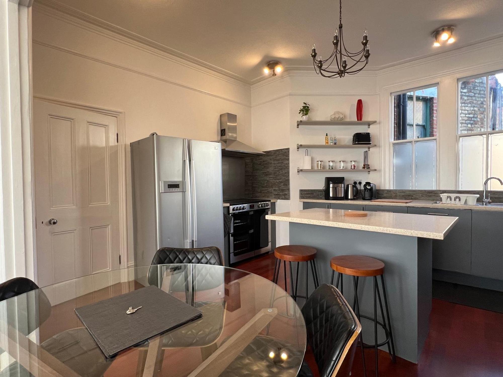 2 Bedroom Luxury Flat In Centre Of Muswell Hill Appartamento *