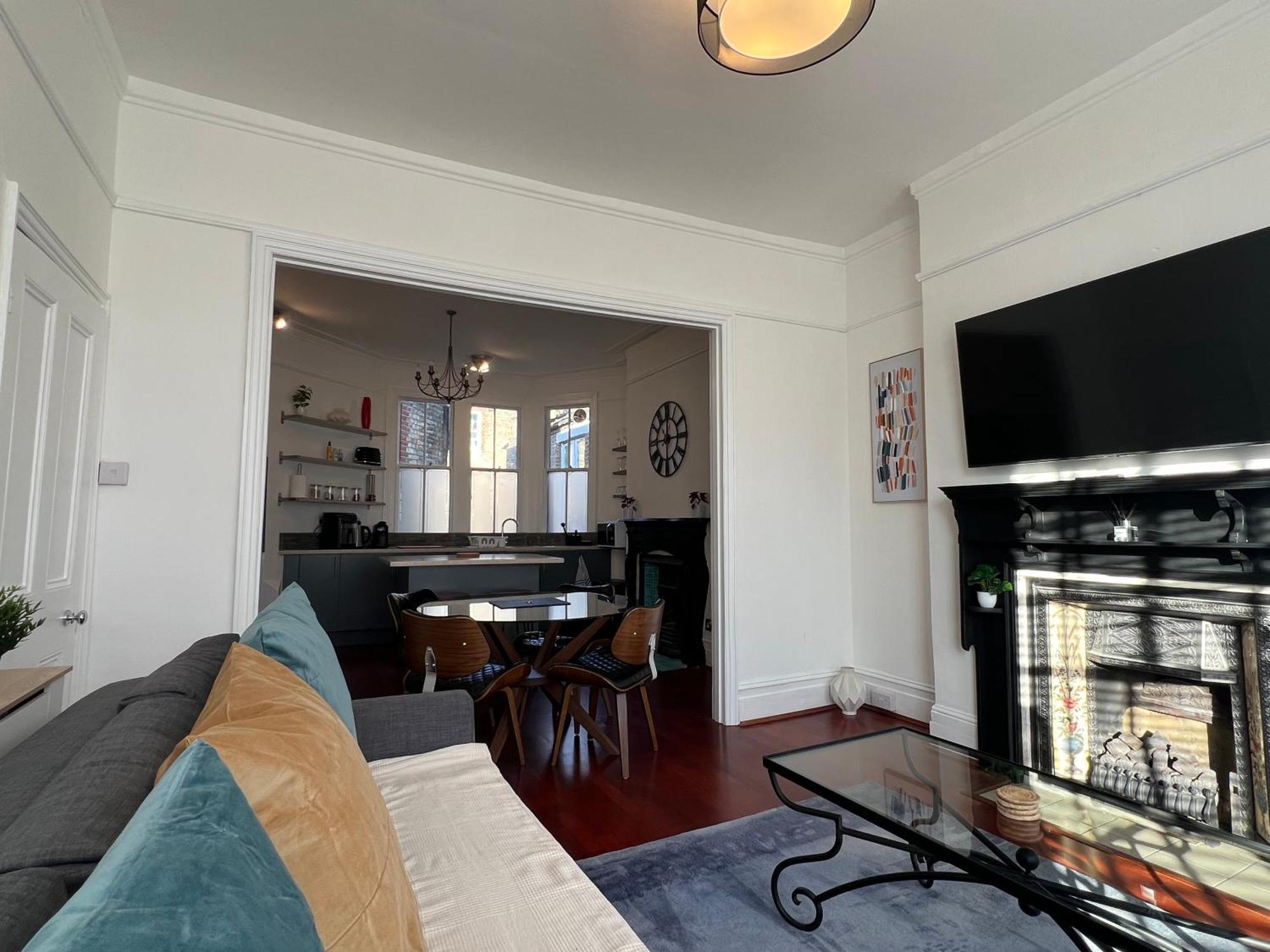 2 Bedroom Luxury Flat In Centre Of Muswell Hill * Londra
