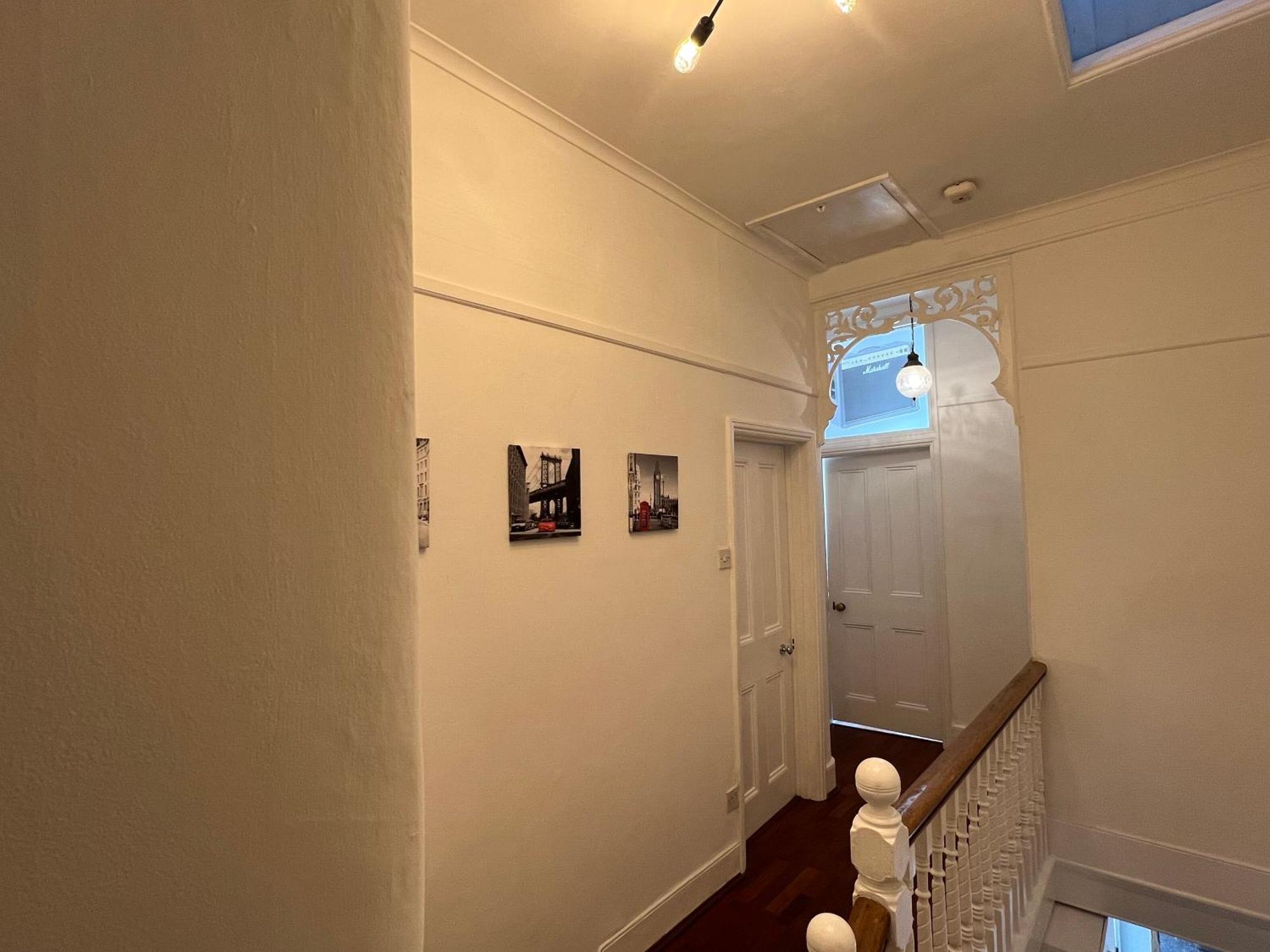2 Bedroom Luxury Flat In Centre Of Muswell Hill *